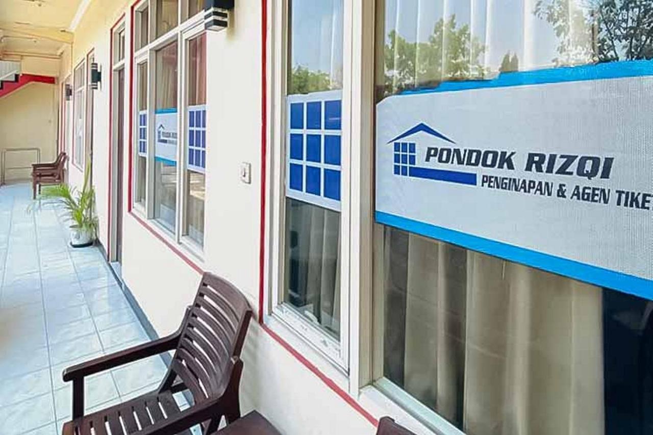 Penginapan Pondok Rizqi Syariah Brebek Exterior photo