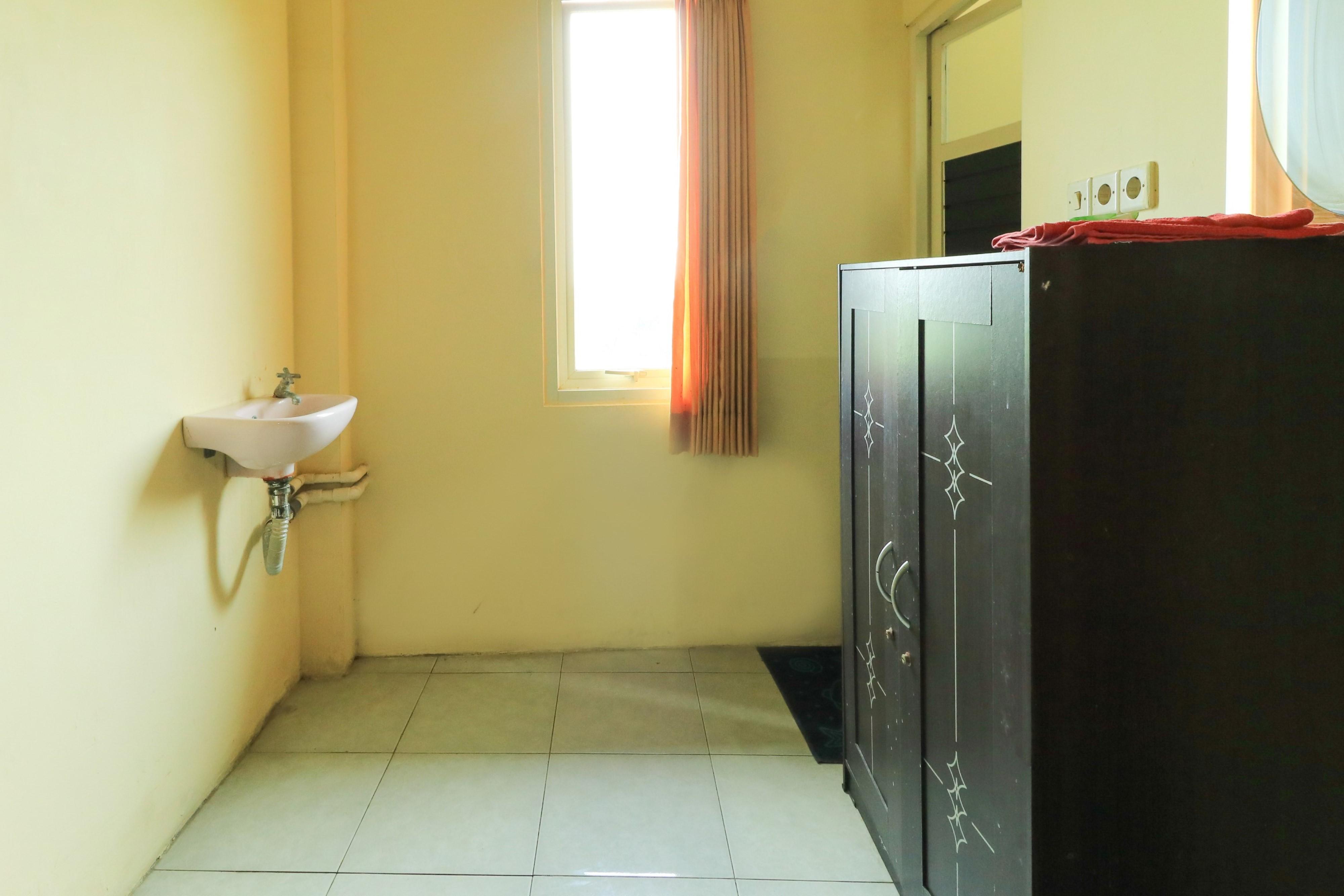 Penginapan Pondok Rizqi Syariah Brebek Exterior photo